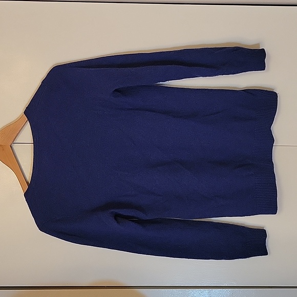 LL Bean 100% Cashmere Sweater - Picture 5 of 5